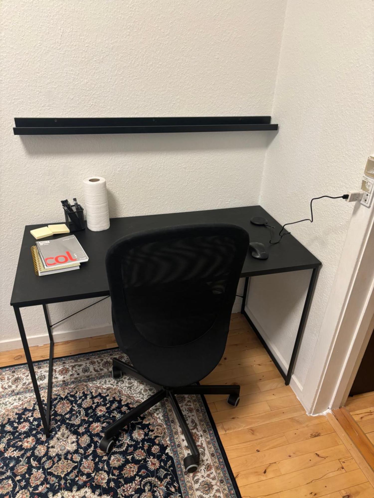 Cozy 3-room With 2 Bedrooms Apartment *