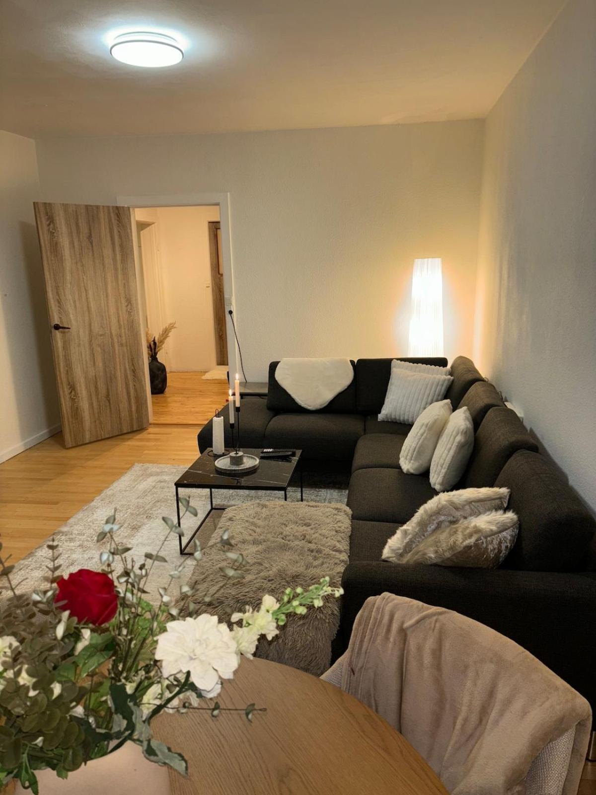 Apartment Cozy 3-room With 2 Bedrooms
